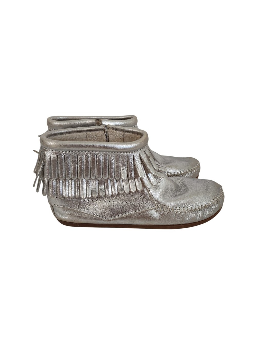 Minnetonka Silver Metallic Leather Fringe Ankle Moccasins Big Girls Size 2